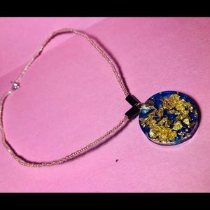 Resin pendant beaded choker
